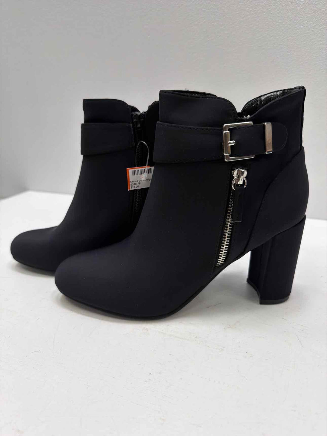 UNISA 8 Booties