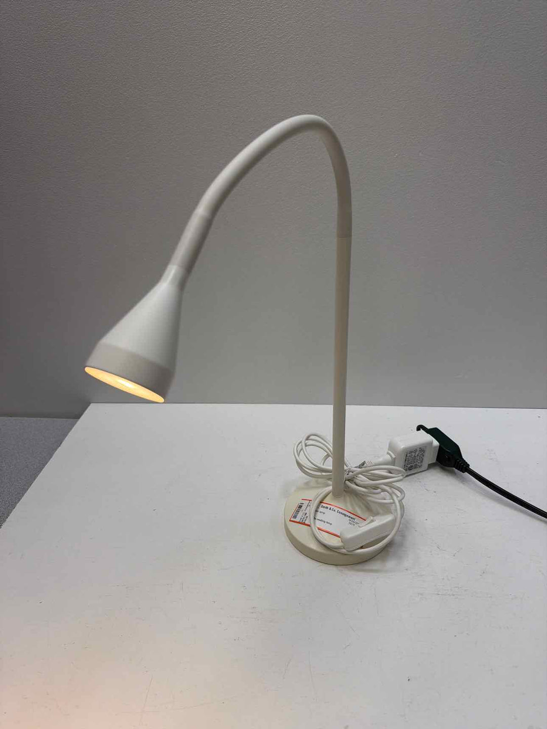 desk lamp