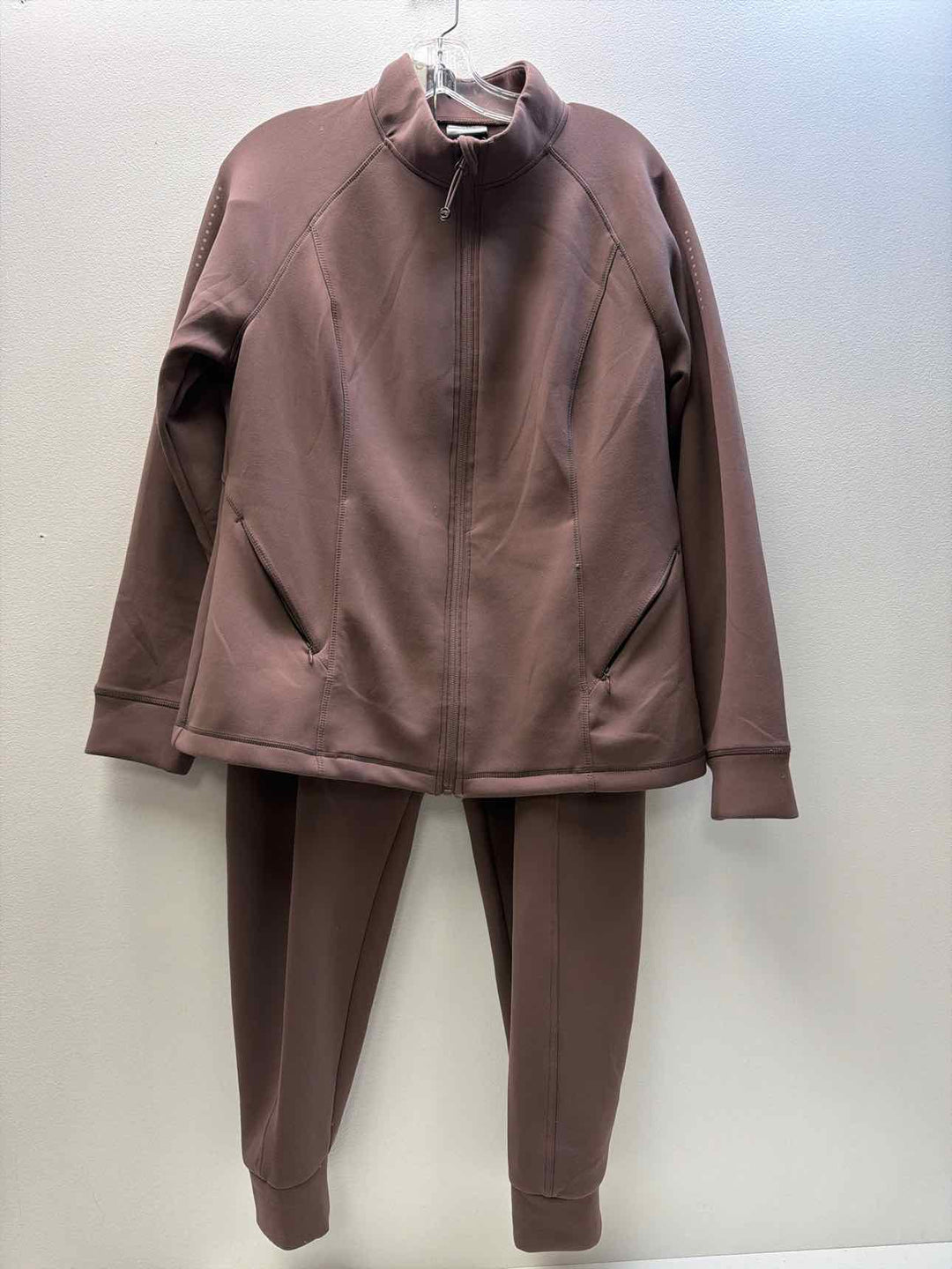 32 degree heat pant and jacket