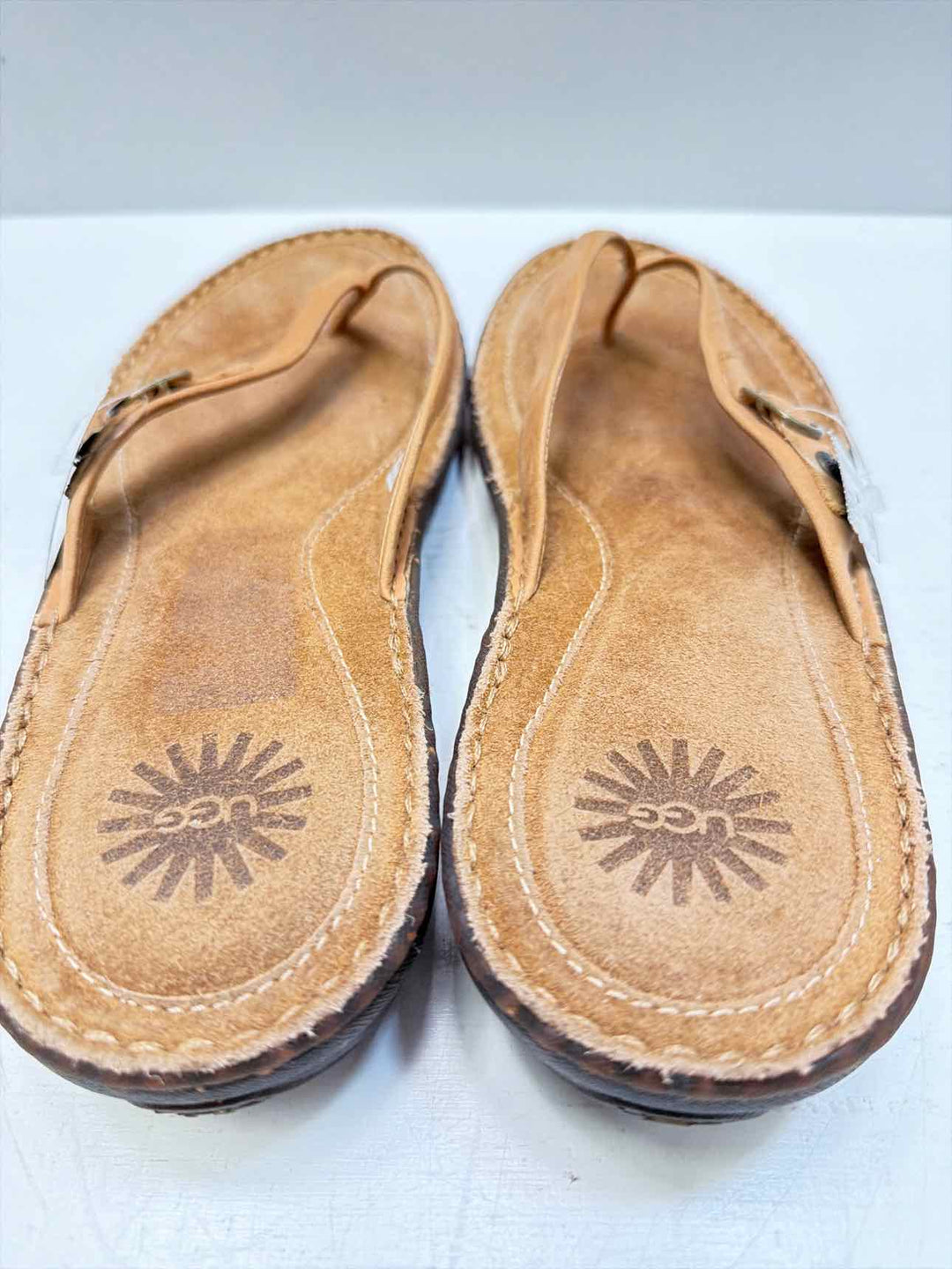 ugg 10 flip flops