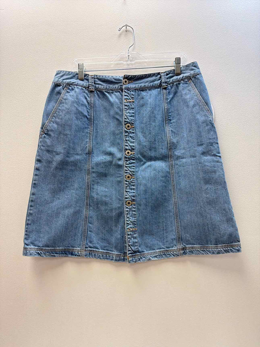 Eddie Bauer Size 12 Skirt