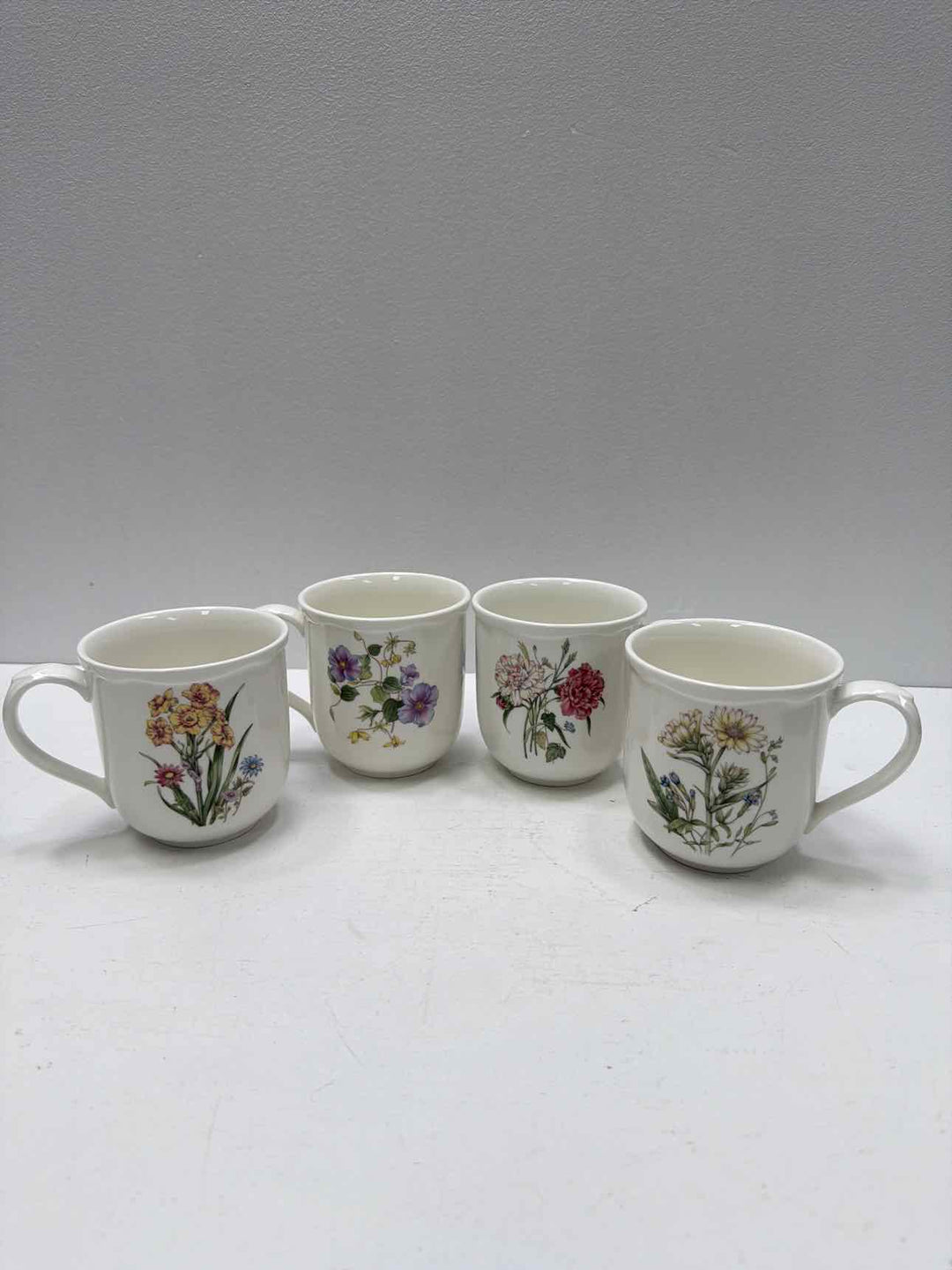Noritake dish set
