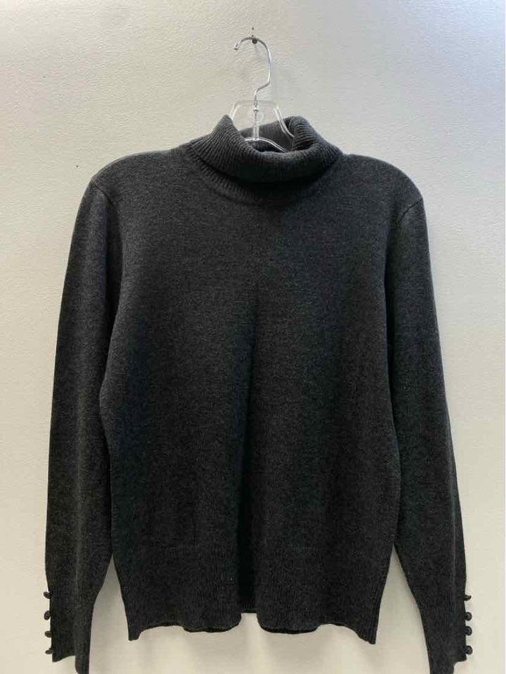 Spense Size M Turtleneck