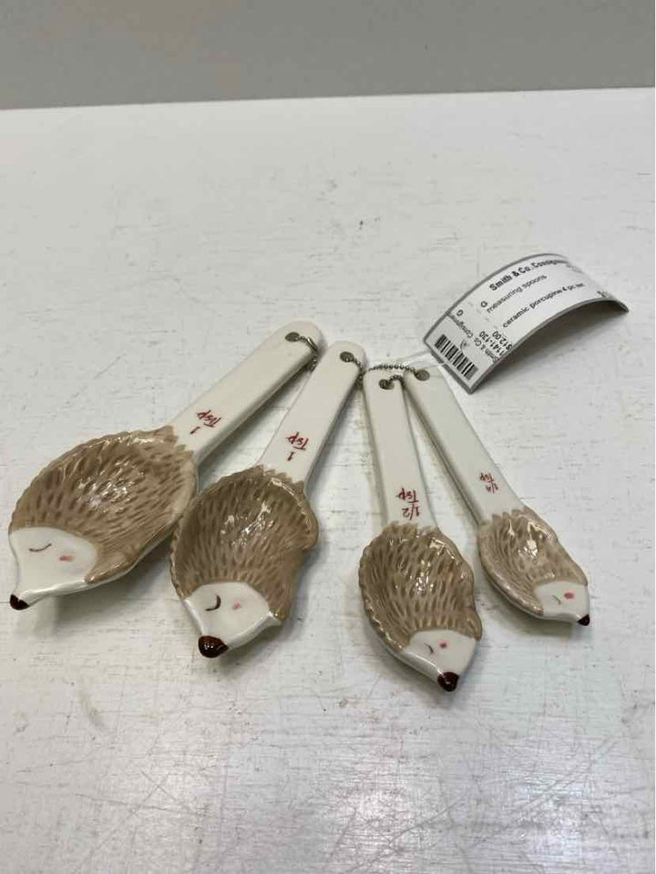 measuring spoons
