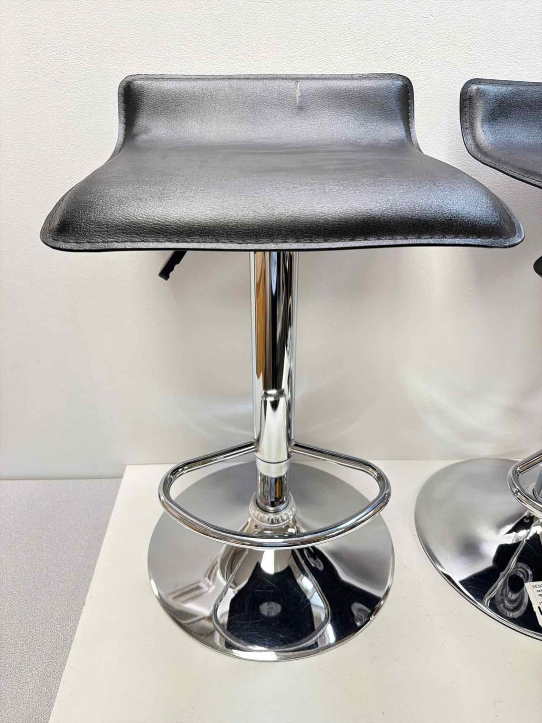 Windsome Wood stool