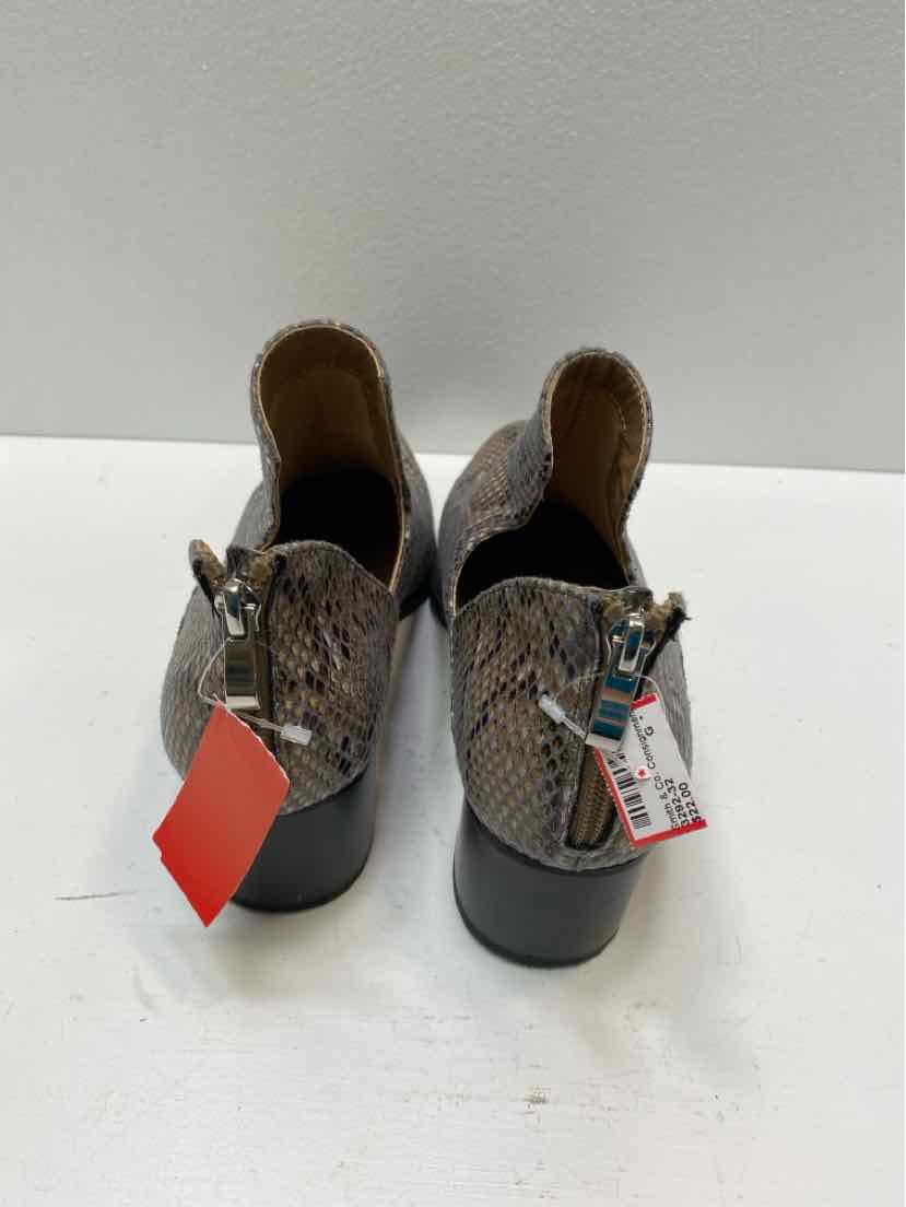 new direction 9M Booties