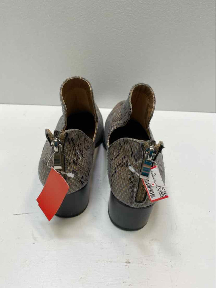 new direction 9M Booties