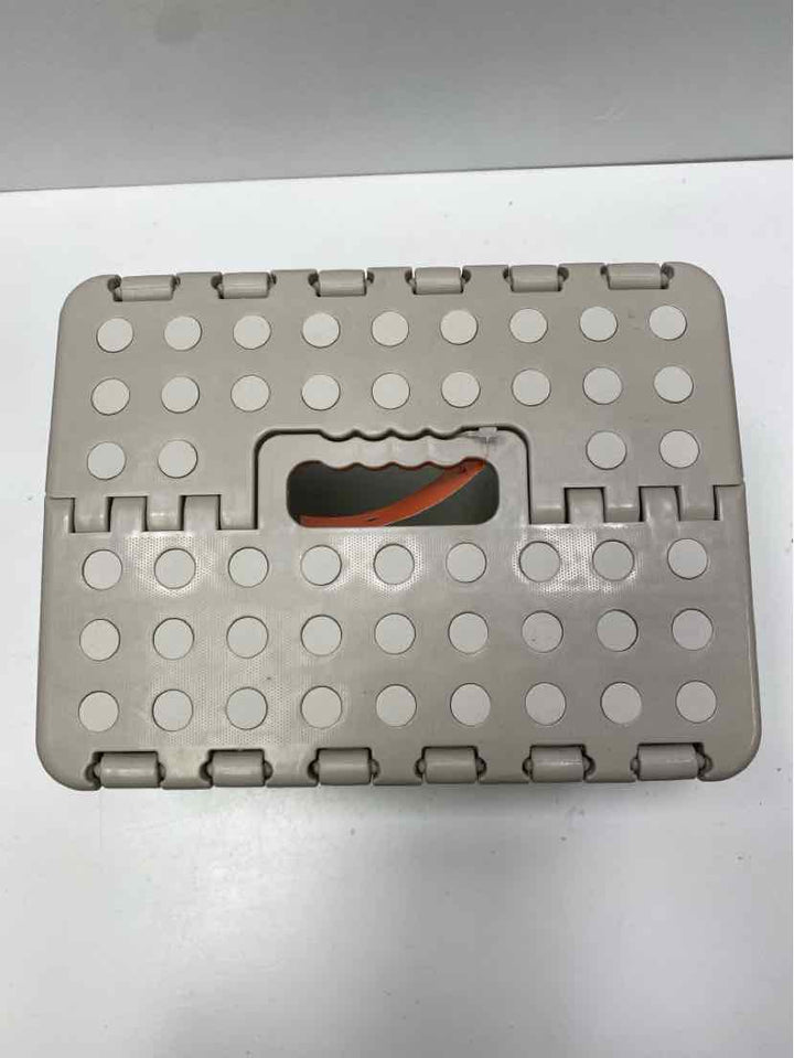 stool