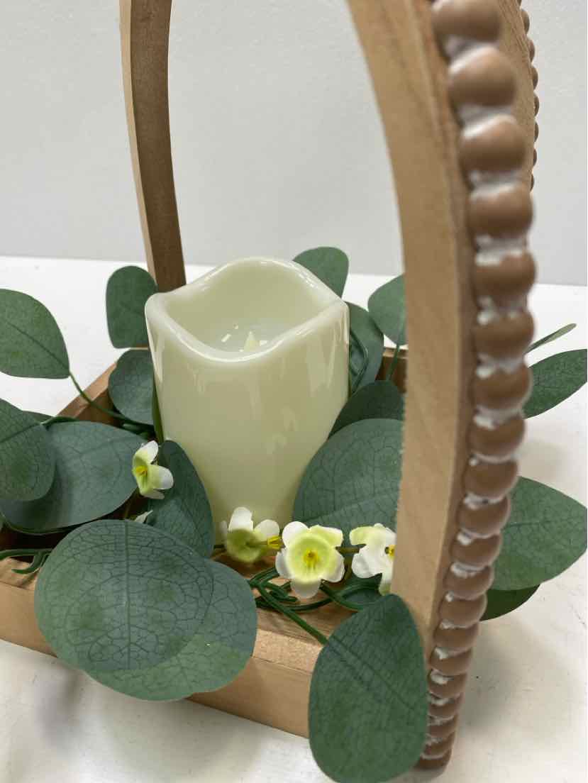 Candle holder