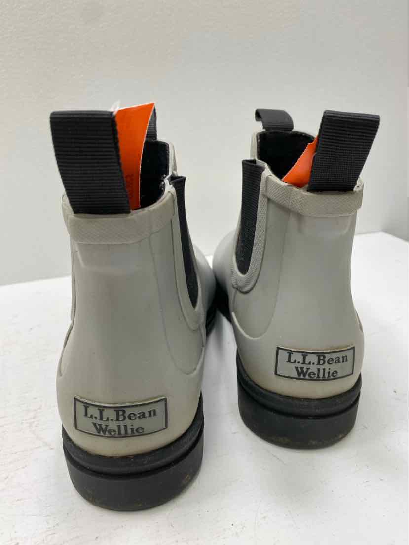 LL Bean 8 Boots