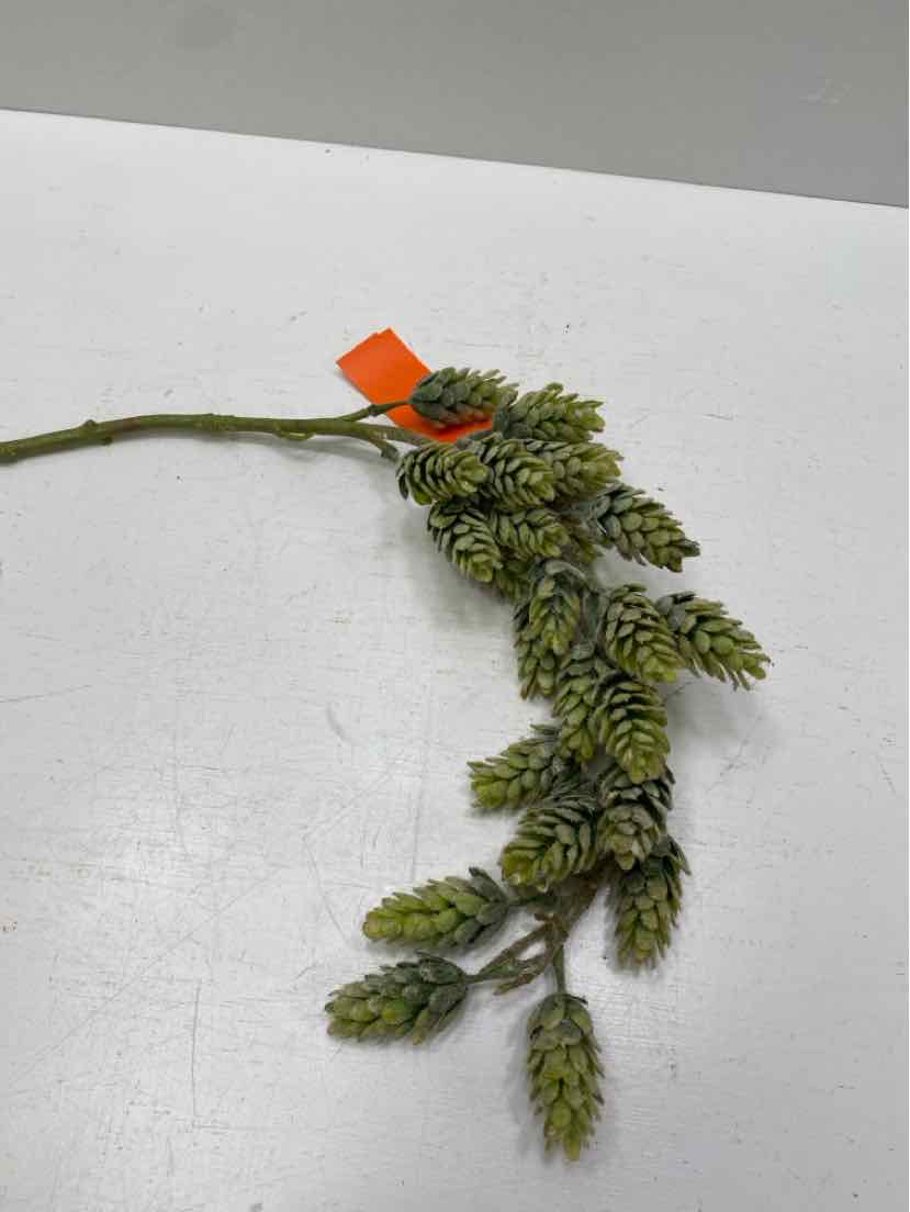 Garland/Greenery