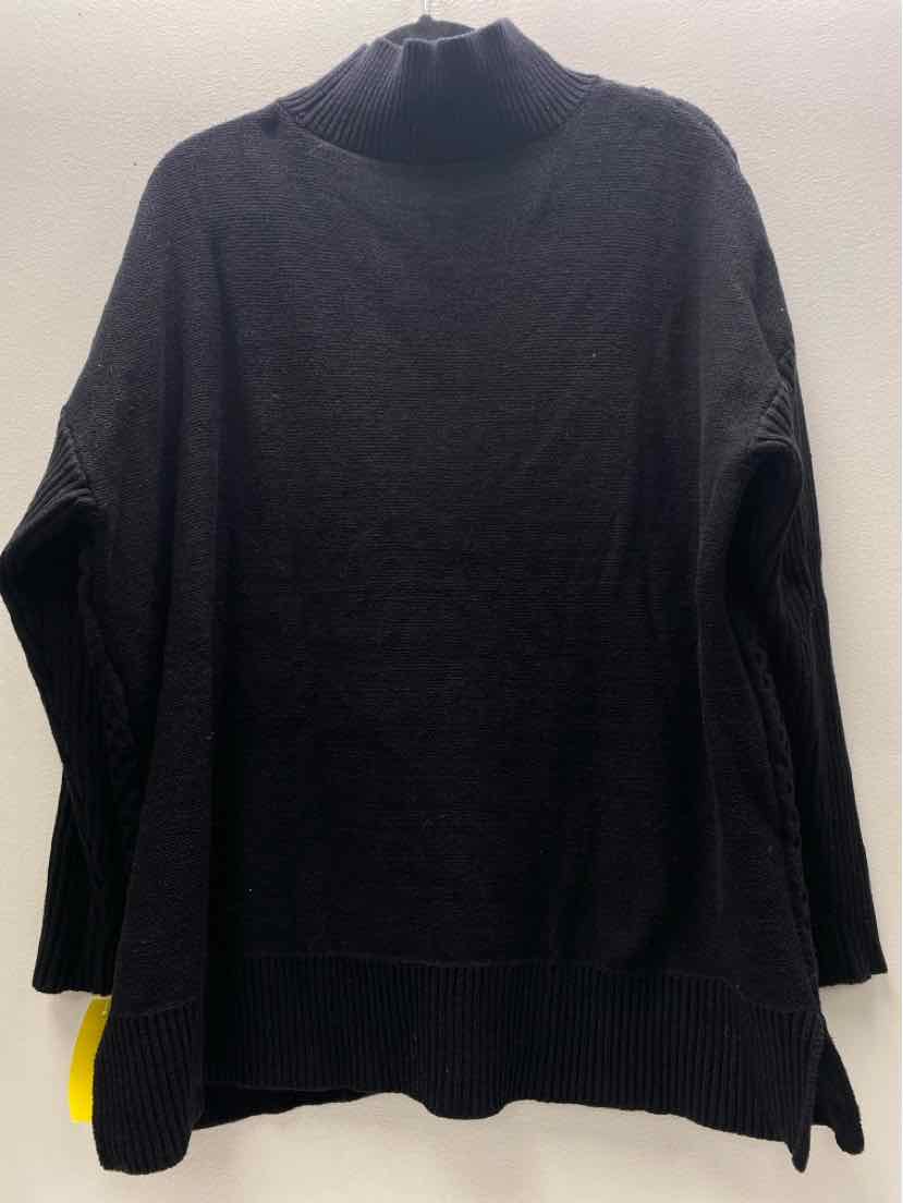 CROWN & IVY Size L Sweater