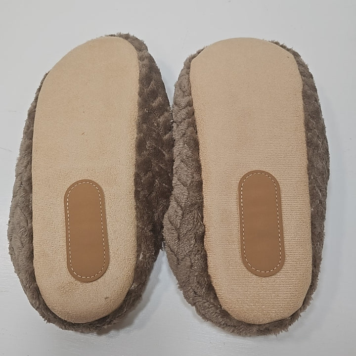 7? Slippers