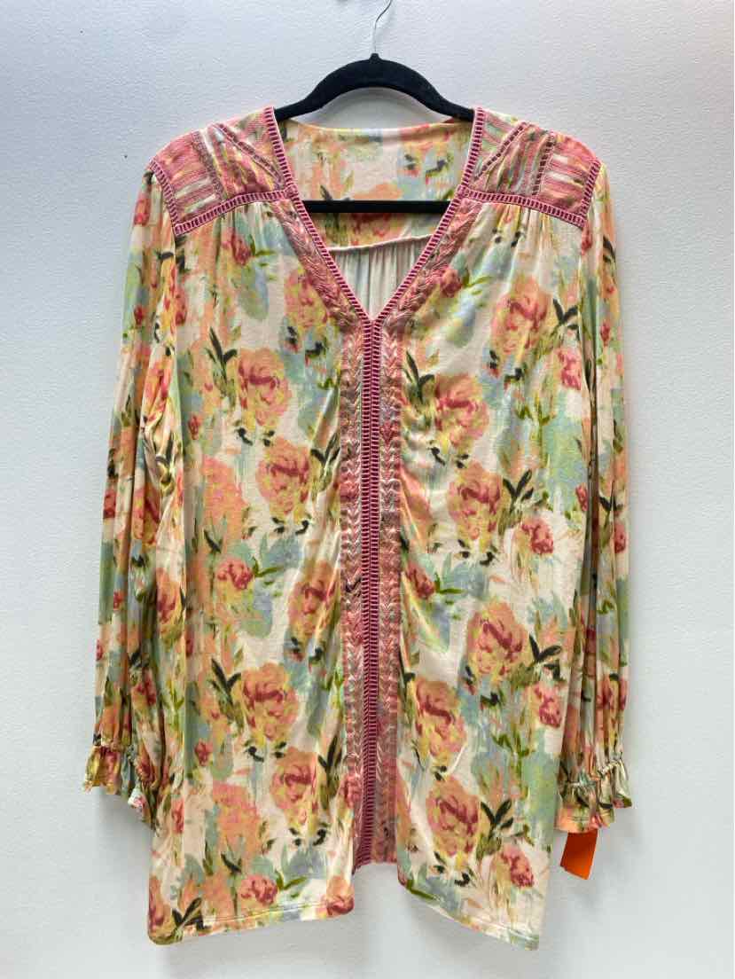 SOFT SURROUNDINGS Size L Casual Top