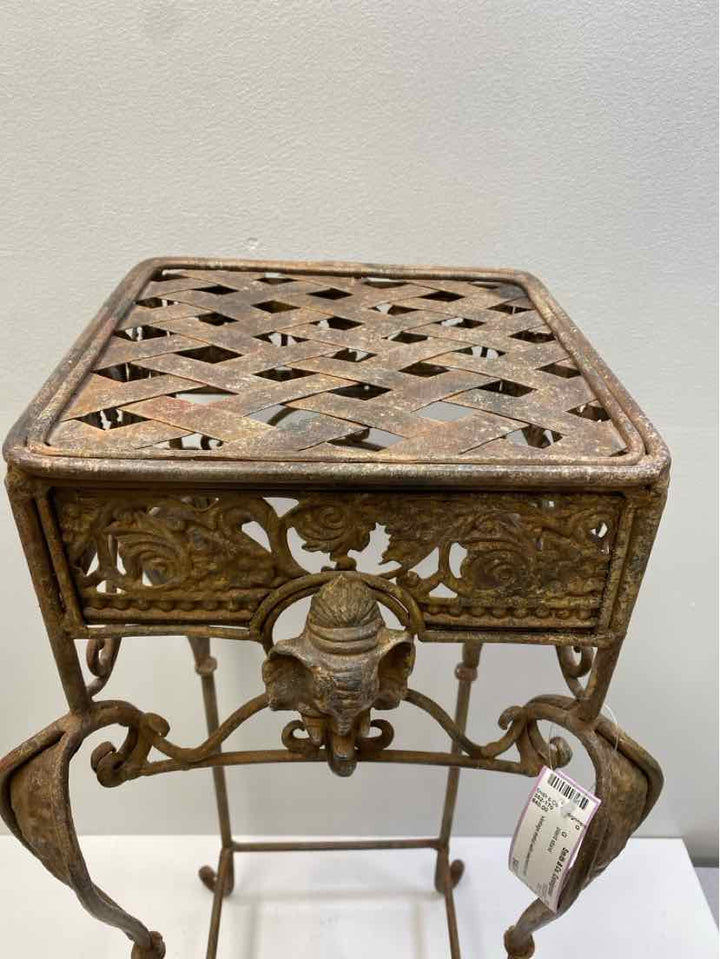 plant stand