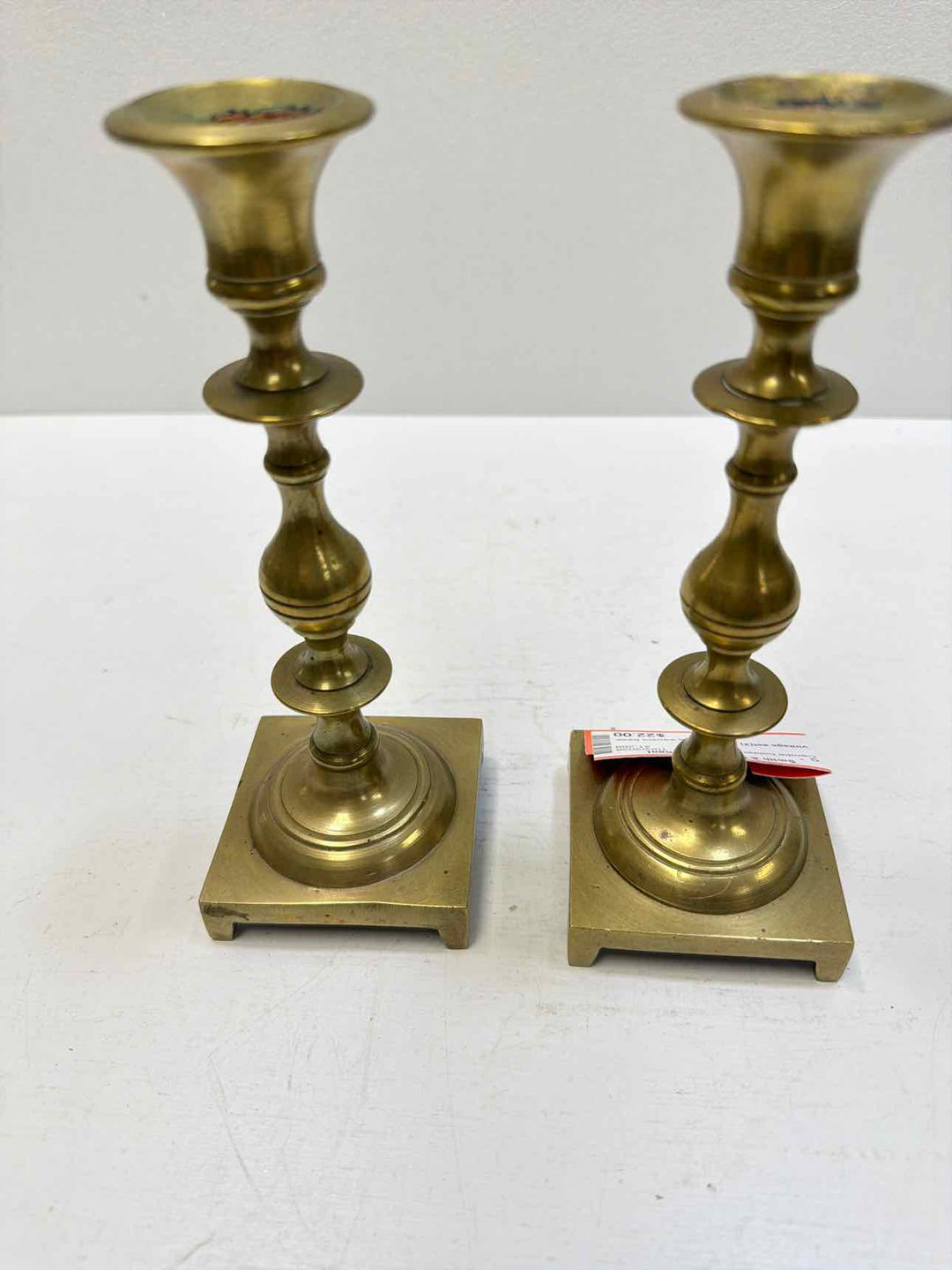 Candle holder