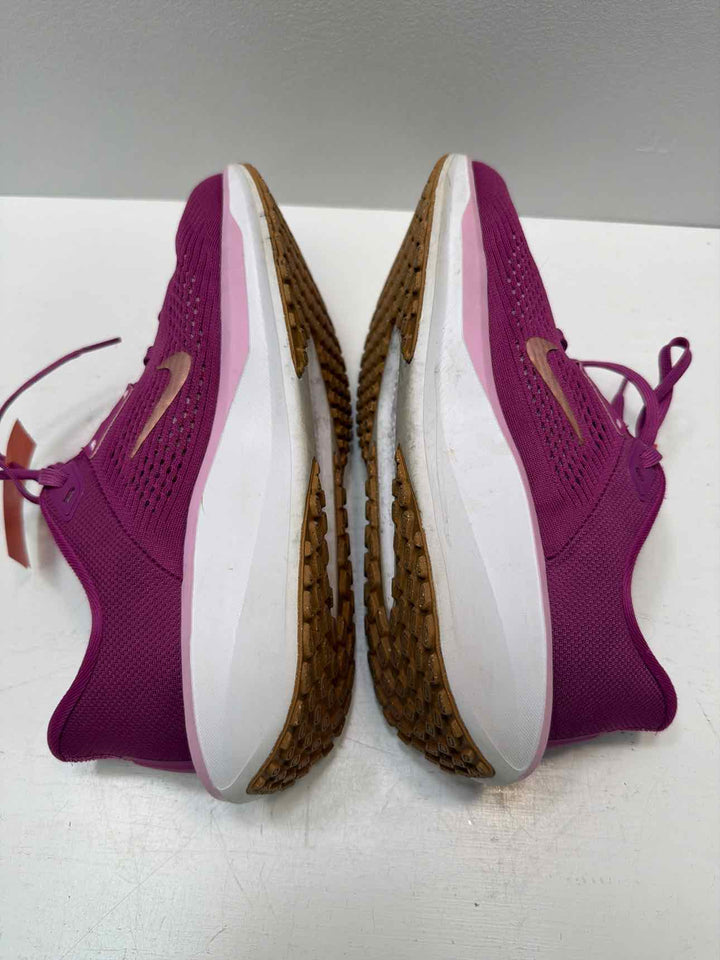 Nike 8.5 Sneakers