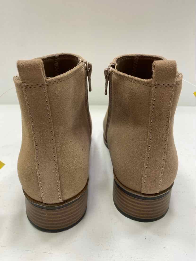 white mountain 8 Booties