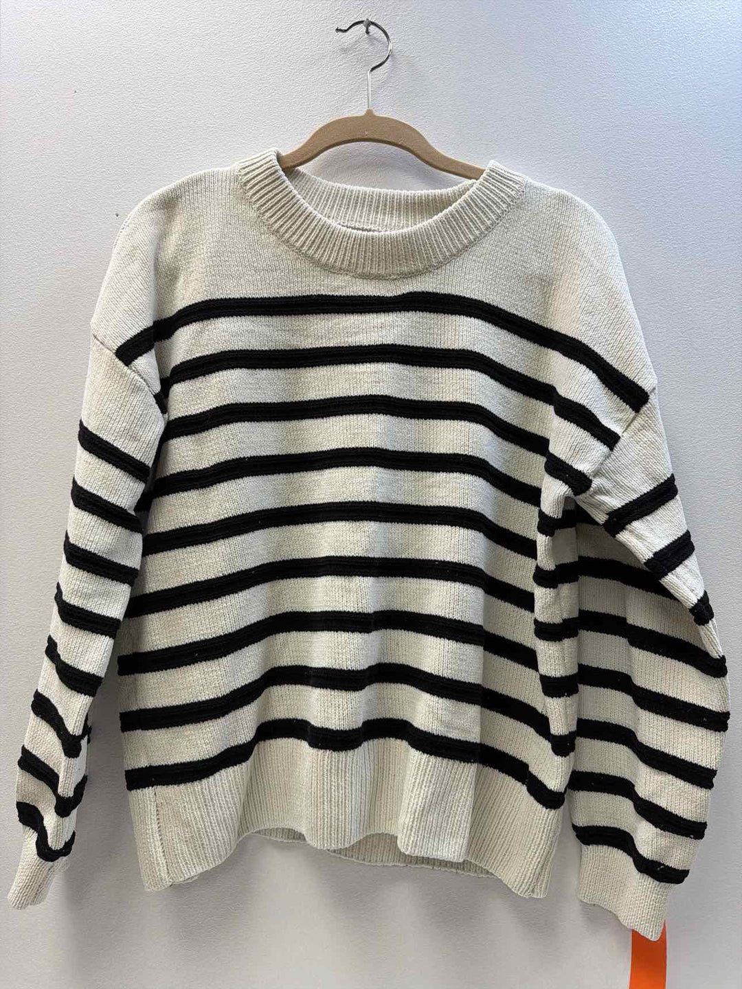 maurices Size M Sweater