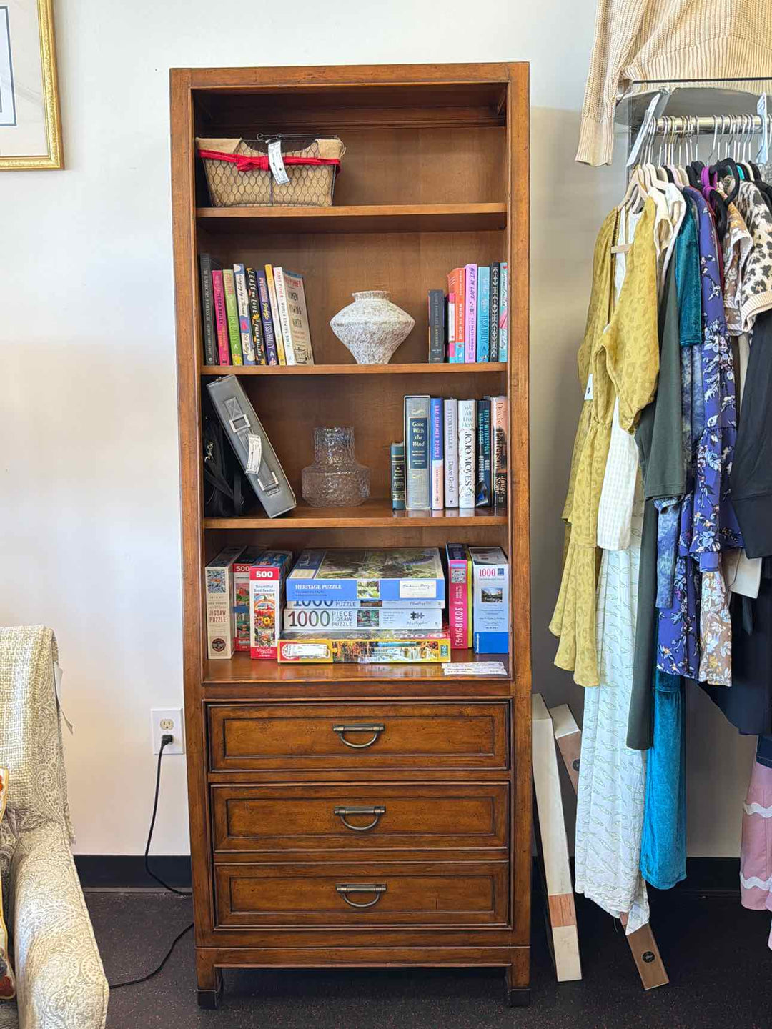 Thomasville tv console