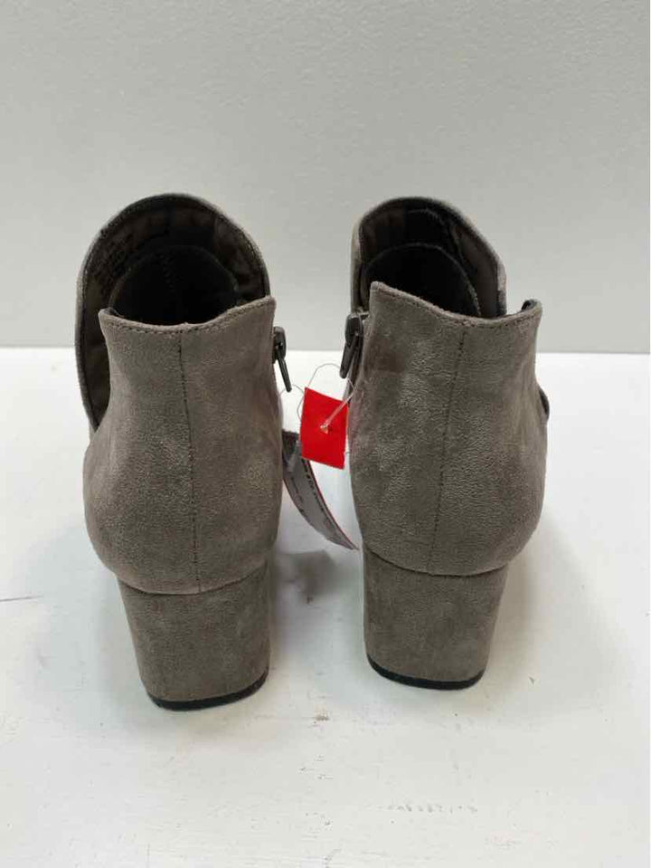 Kim Rogers 9.5 Booties