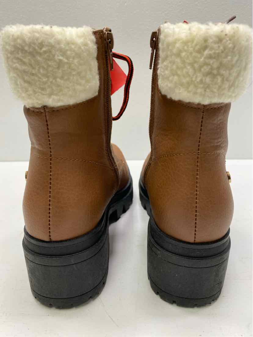 JUICY COUTURE 8 Boots