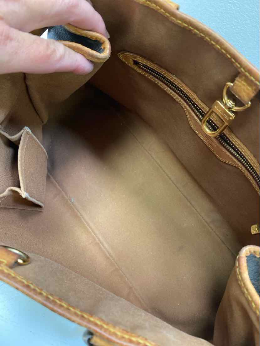 Louis Vuitton Purse
