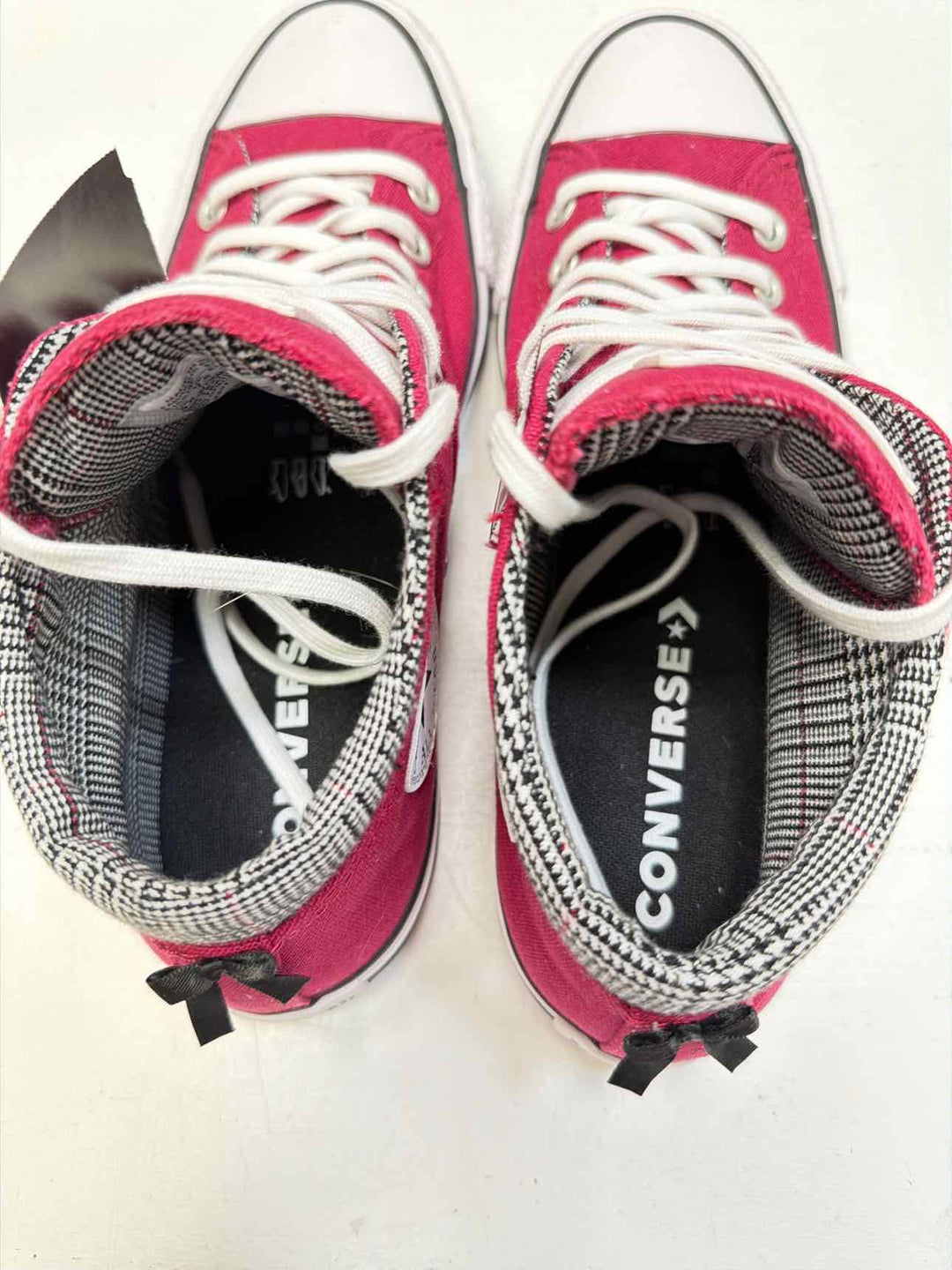 Converse 9.5 Sneakers