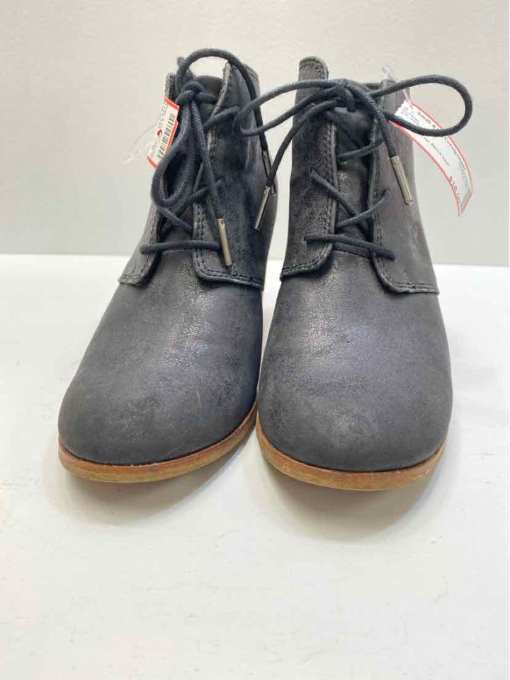 Toms 8.5 Booties