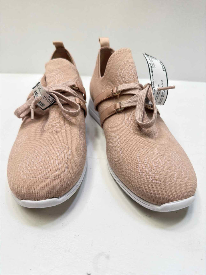 Isaac Mizrahi 8 Sneakers