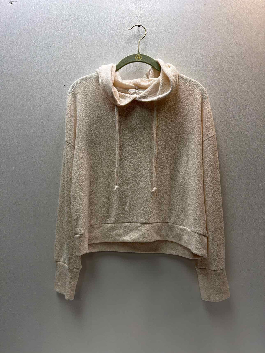 OLIVE & OAK Size S pullover