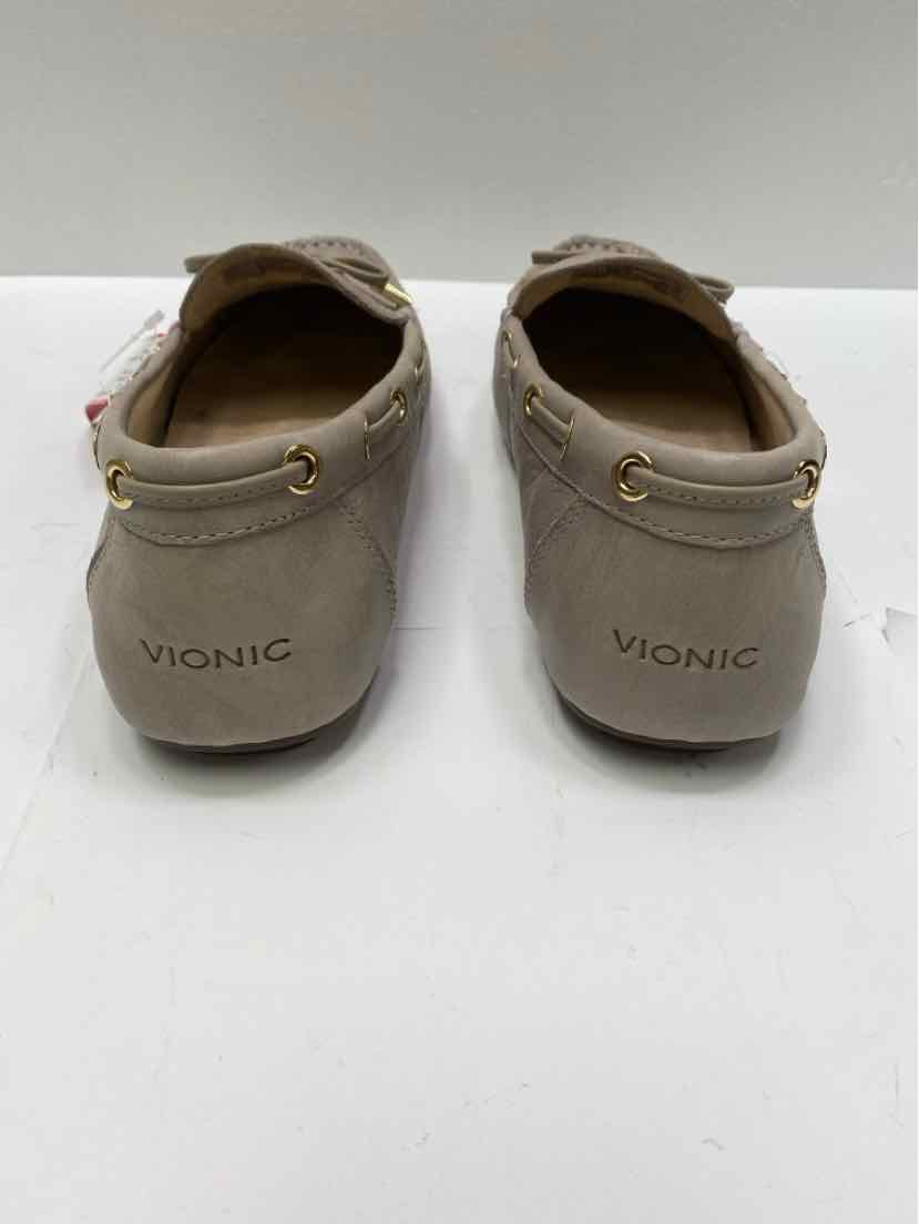 vionic 8.5 Loafers