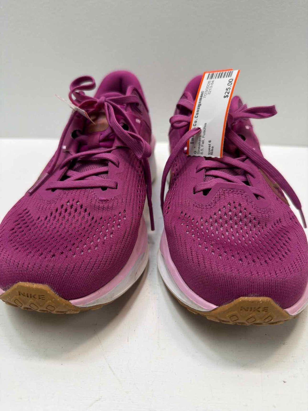 Nike 8.5 Sneakers