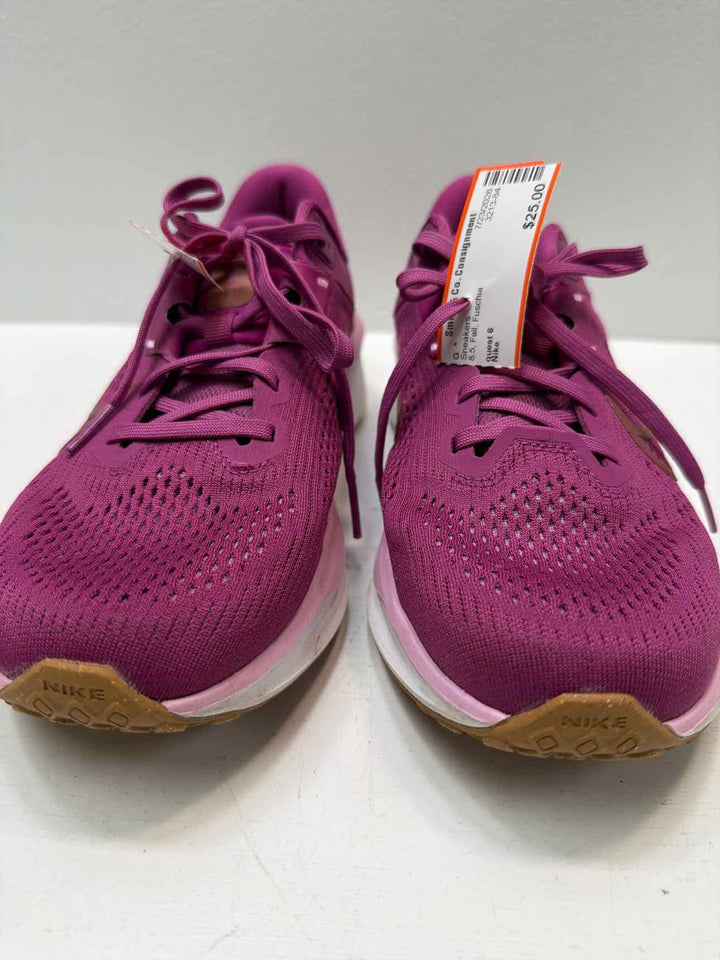 Nike 8.5 Sneakers