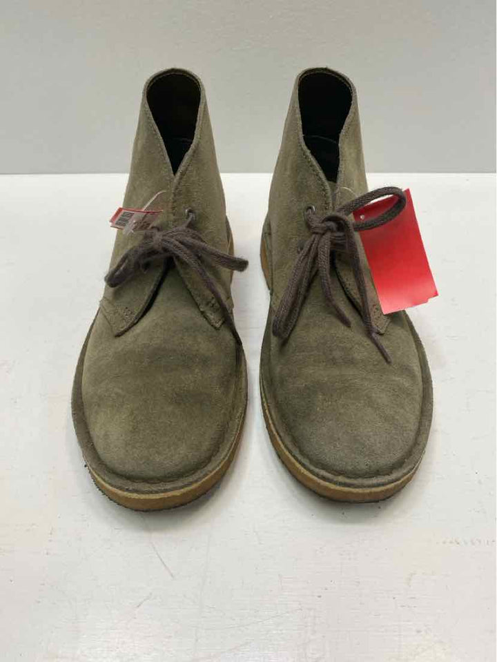Clarks 6.5 Boots