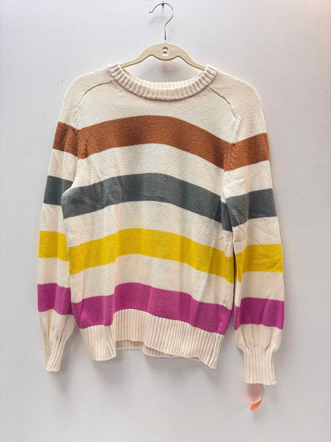 Free Assembly Size L Sweater