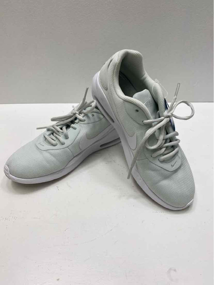 Nike 8.5 Sneakers