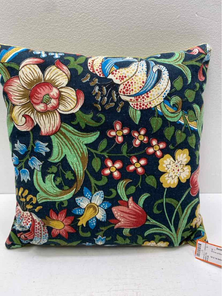 throw pillow