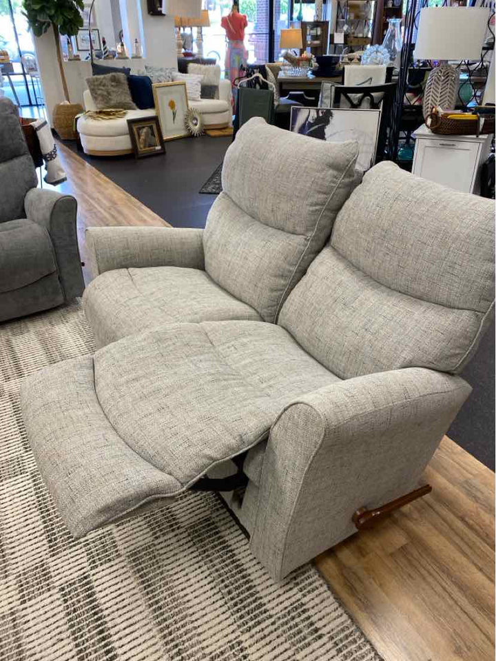 Lazyboy Love Seat