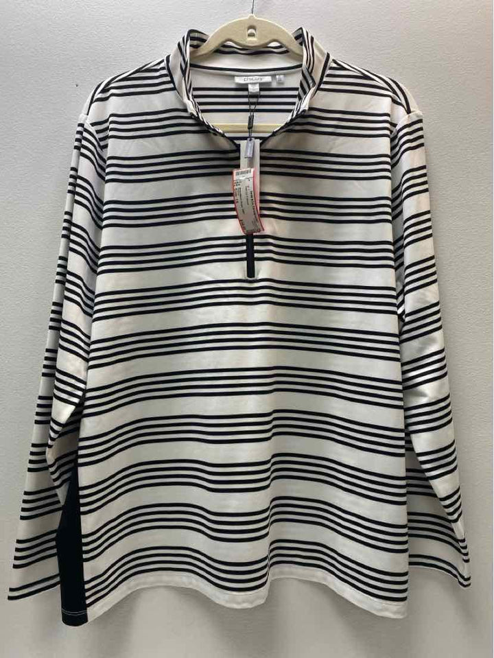 Chicos Size 1X Half Zip Pullover