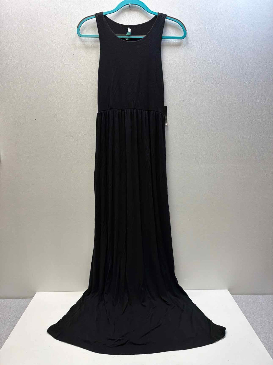 Bellamie Size L Dress