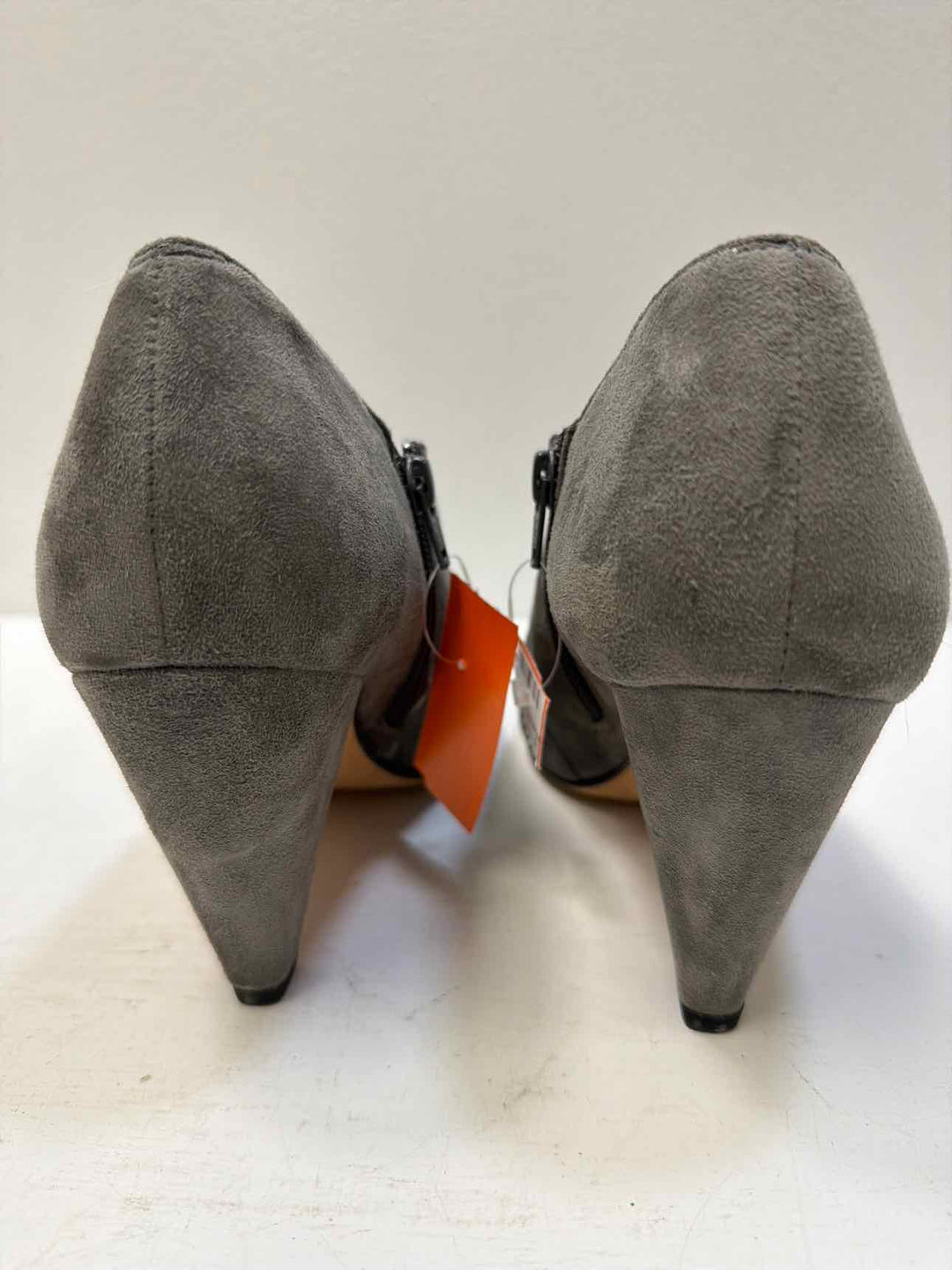 Vaneli 8.5 Heels