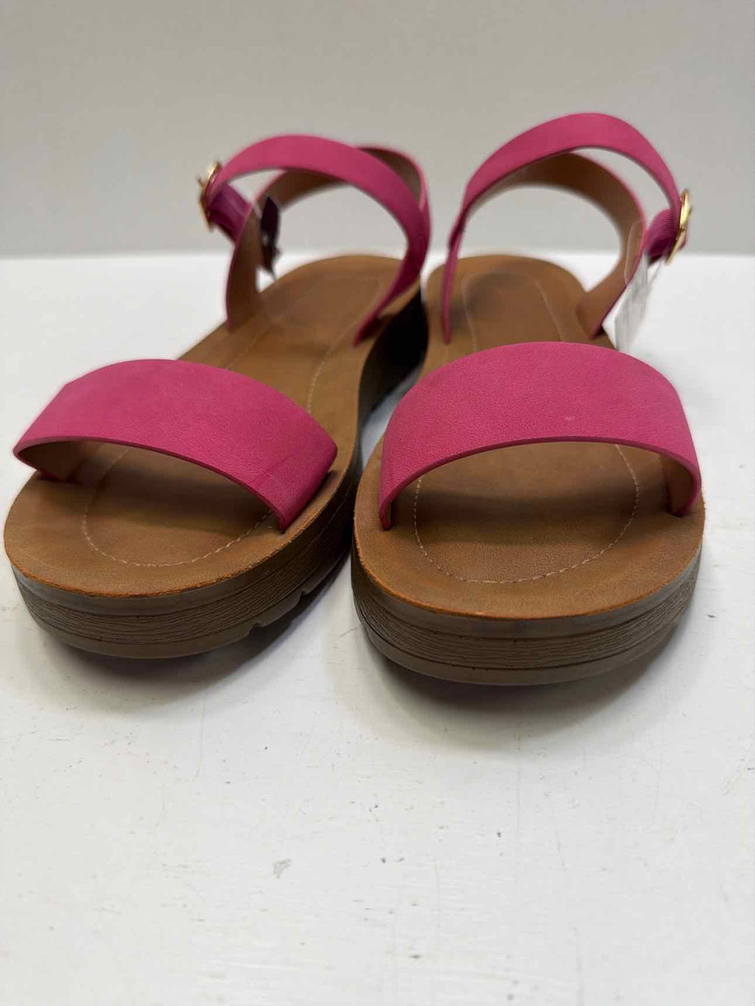 her style 8 Sandals