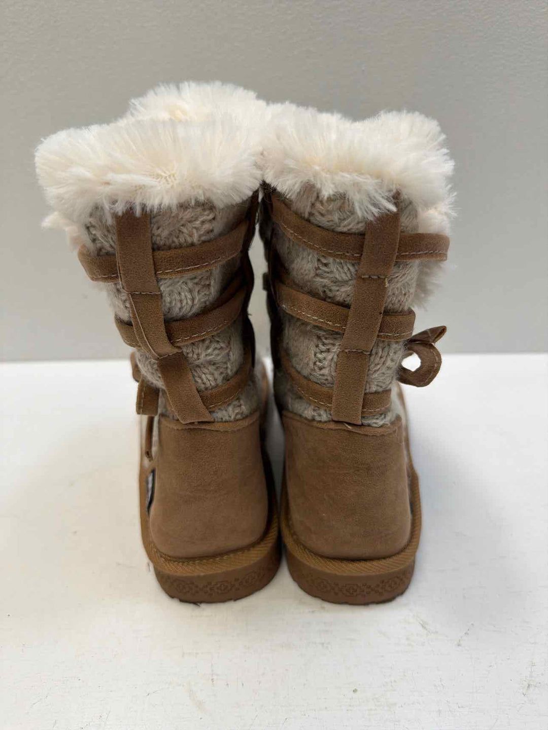 Muk Luks 7 Boots