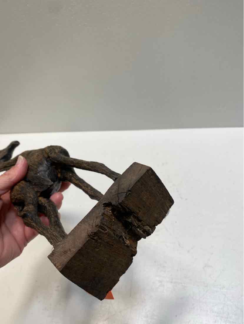 Figurine