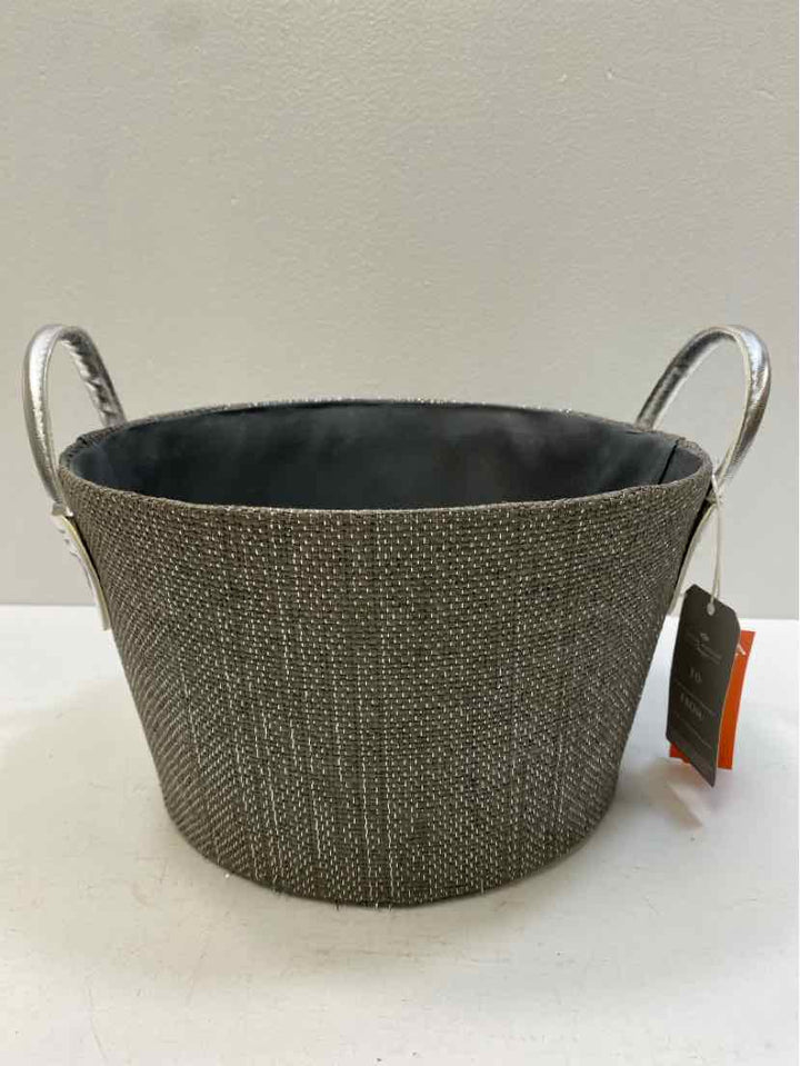 BASKET