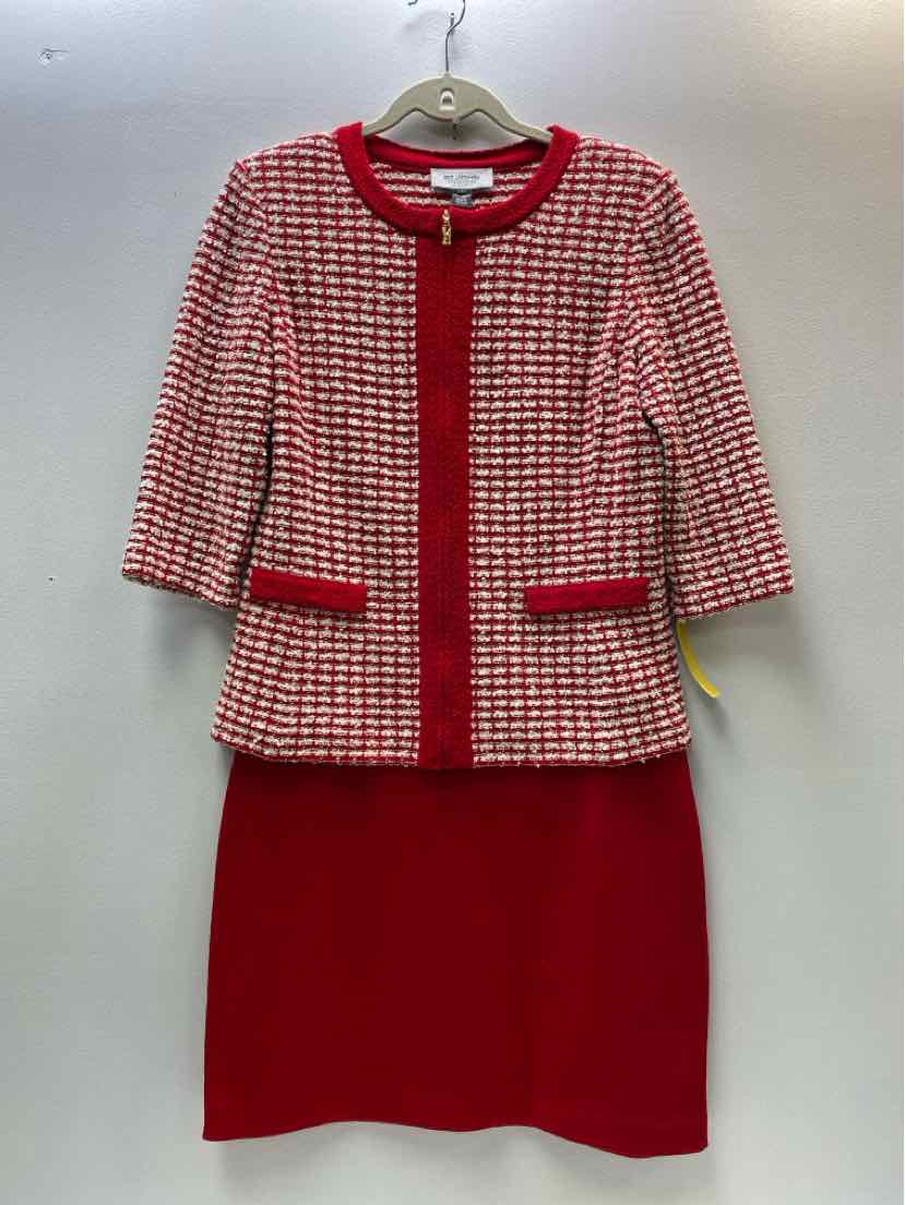 ST JOHN Size M 2 PC Dress