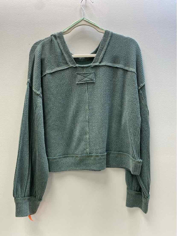 New In Size M Sweatshirt