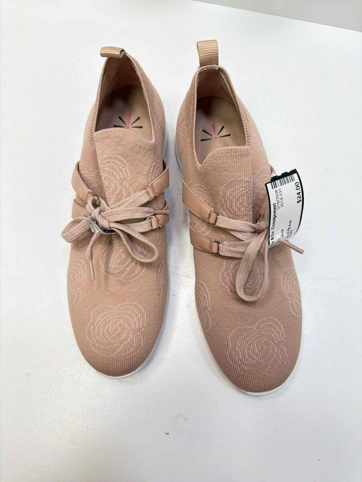 Isaac Mizrahi 8 Sneakers