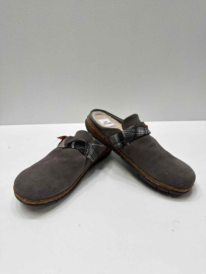 earth origins 8 Clogs